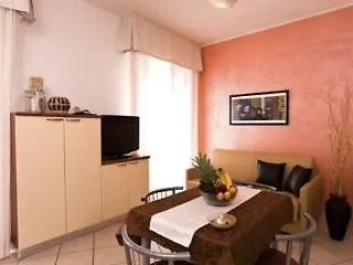 Eden & Aparthotel 4*