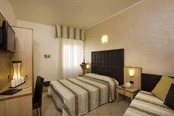 Aparthotel Eden &